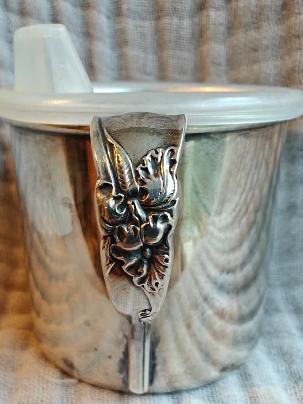 Vintage Community Silverplate Baby Cup White Orchid Sippy Cup Plastic Lid